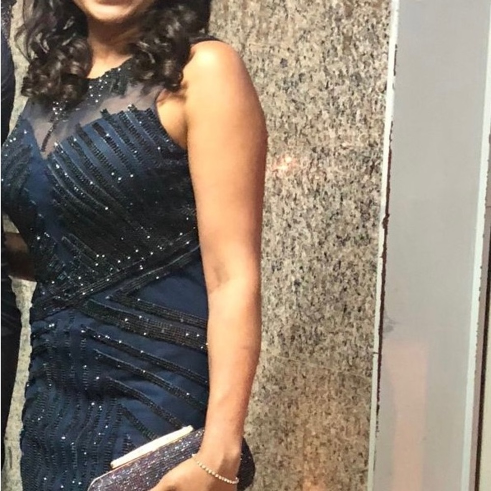 Gorgeous dress!!